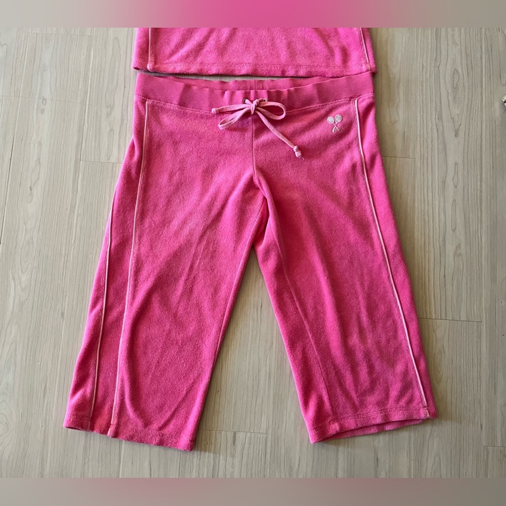 Juicy Couture VERY RARE NWT Barbie Pink Juicy Terry Cloth Capri Set 💕 - Picture 5 of 8